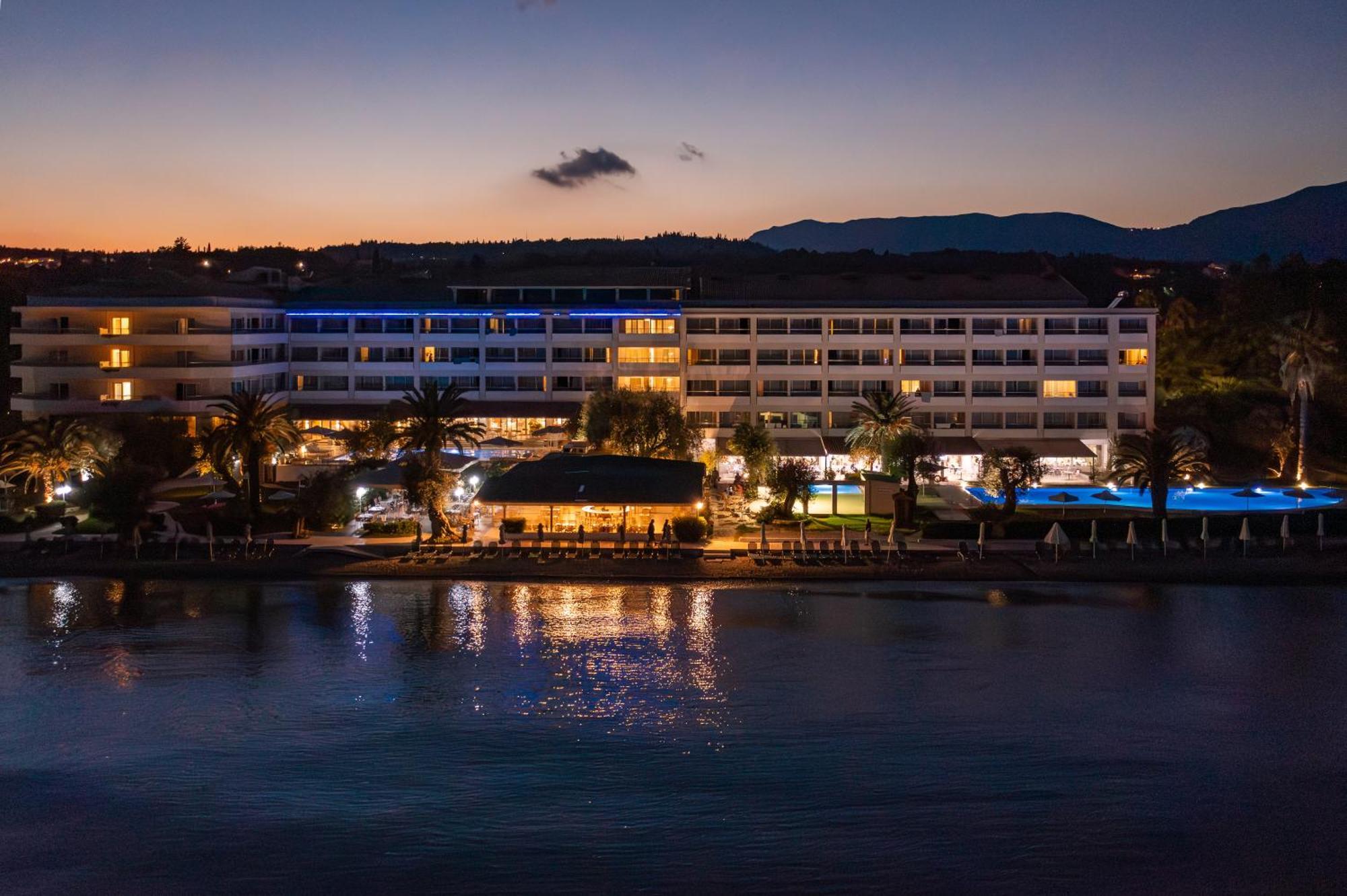 Elea Beach Hotel Dassia  Exteriör bild